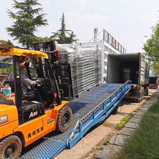 Rampa de muelle móvil hidráulica para la venta